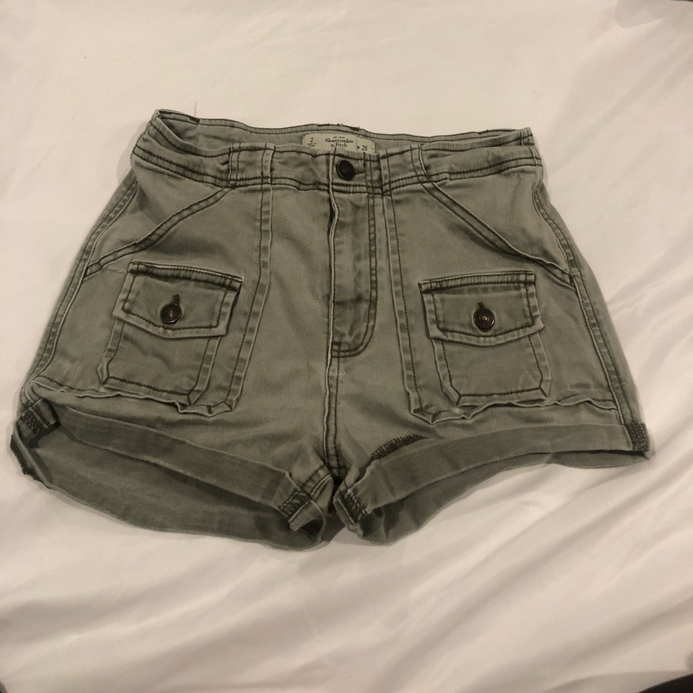 🌸✨Abercrombie & Fitch Cargo Shorts